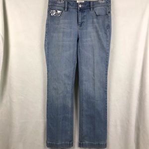 White House Black Market Blanc straight Jeans SZ 6